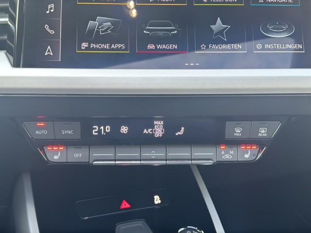 AUDI Q4 40 E-TRON TREKHAAK/PANODAK/STOELVERW/PDC/NAVI/CARPLAY, Vortkamp Enschede, Enschede