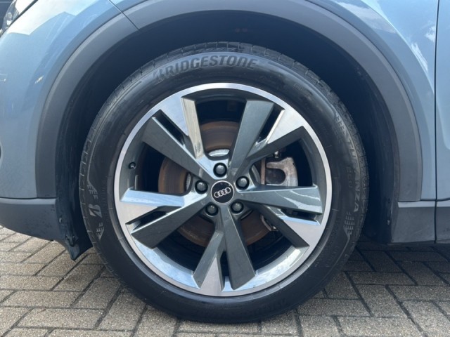 AUDI Q4 40 E-TRON TREKHAAK/PANODAK/STOELVERW/PDC/NAVI/CARPLAY, Vortkamp Enschede, Enschede