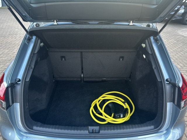 AUDI Q4 40 E-TRON TREKHAAK/PANODAK/STOELVERW/PDC/NAVI/CARPLAY, Vortkamp Enschede, Enschede