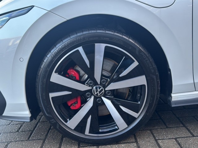 VOLKSWAGEN GOLF 1.5 TSI DSG GTE IQ/TREKHAAK/OPENDAK/CAMERA/HEADUPDIS/ACC, Vortkamp Enschede, Enschede