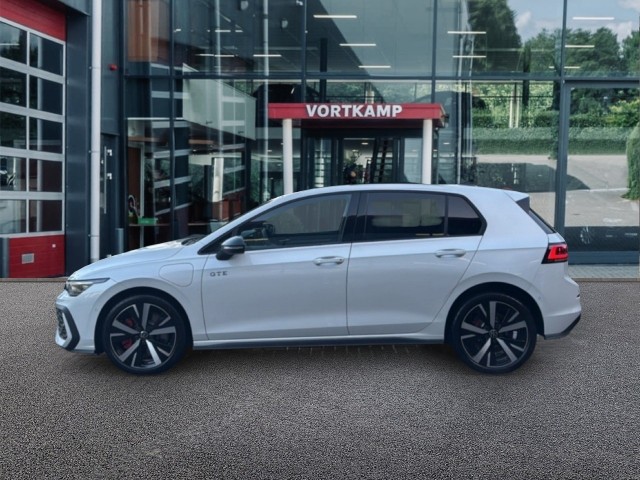 VOLKSWAGEN GOLF 1.5 TSI DSG GTE IQ/TREKHAAK/OPENDAK/CAMERA/HEADUPDIS/ACC, Vortkamp Enschede, Enschede