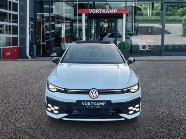 VOLKSWAGEN GOLF 1.5 TSI DSG GTE IQ/TREKHAAK/OPENDAK/CAMERA/HEADUPDIS/ACC, Vortkamp Enschede, Enschede