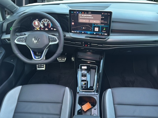 VOLKSWAGEN GOLF 1.5 TSI DSG GTE IQ/TREKHAAK/OPENDAK/CAMERA/HEADUPDIS/ACC, Vortkamp Enschede, Enschede