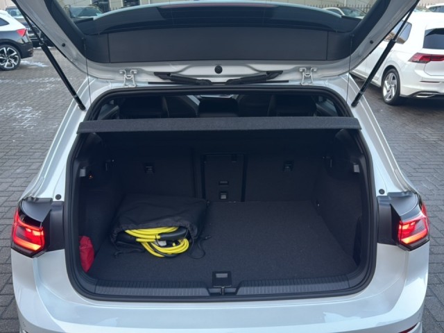 VOLKSWAGEN GOLF 1.5 TSI DSG GTE IQ/TREKHAAK/OPENDAK/CAMERA/HEADUPDIS/ACC, Vortkamp Enschede, Enschede