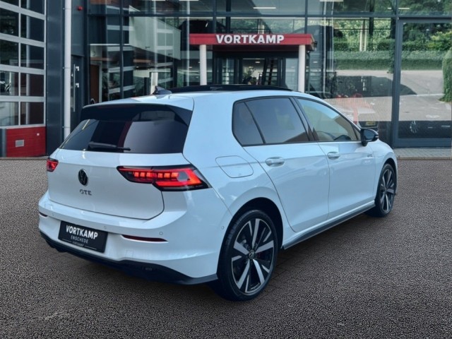 VOLKSWAGEN GOLF 1.5 TSI DSG GTE IQ/TREKHAAK/OPENDAK/CAMERA/HEADUPDIS/ACC, Vortkamp Enschede, Enschede