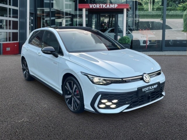VOLKSWAGEN GOLF 1.5 TSI DSG GTE IQ/TREKHAAK/OPENDAK/CAMERA/HEADUPDIS/ACC, Vortkamp Enschede, Enschede