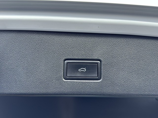 VOLKSWAGEN T-ROC 1.5 TSI DSG SPORT CAMERA/ELEKKLEP/ACC/STOELVERW/NAVI, Vortkamp Enschede, Enschede