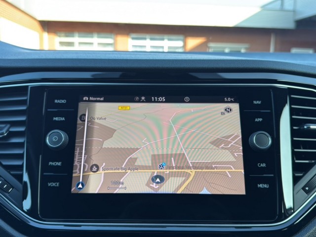 VOLKSWAGEN T-ROC 1.5 TSI DSG SPORT CAMERA/ELEKKLEP/ACC/STOELVERW/NAVI, Vortkamp Enschede, Enschede