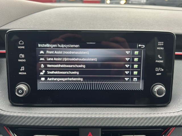 SKODA SCALA 1.5 TSI DSG MONTE CARLO TREKHAAK/CAMERA/STOEL+STUURVERW/GLAZENDAK, Vortkamp Enschede, Enschede