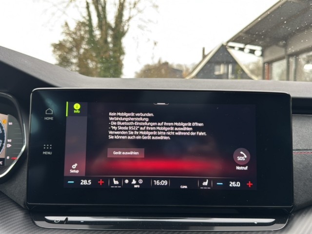 SKODA OCTAVIA 2.0 TDI DSG RS PANODAK/ELEKKLEP/CAMERA/ACC/STOELVERW, Vortkamp Enschede, Enschede