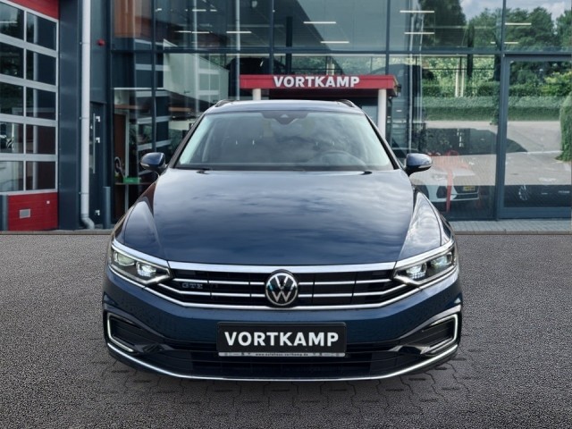 VOLKSWAGEN PASSAT VARIANT 1.4 TSI DSG GTE PANODAK/360CAM/ELEKKLEP/DYNAUDIO/ACC/STOELVERW, Vortkamp Enschede, Enschede