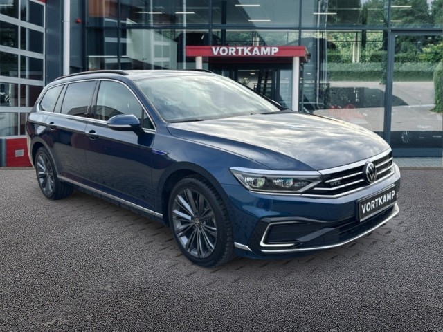 VOLKSWAGEN PASSAT VARIANT 1.4 TSI DSG GTE PANODAK/360CAM/ELEKKLEP/DYNAUDIO/ACC/STOELVERW, Vortkamp Enschede, Enschede