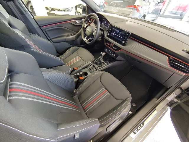 SKODA SCALA 1.0 TSI DSG MONTE CARLO TREKHAAK/CAMERA/GLAZENDAK/STOEL+STUURVERW, Vortkamp Enschede, Enschede