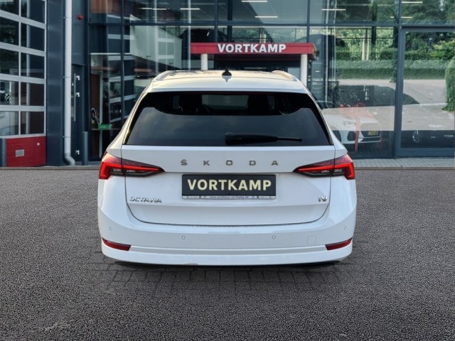 SKODA OCTAVIA 1.4 TSI STYLE IV ACC/PDC/STOELVERW/NAVI/MEM, Vortkamp Enschede, Enschede