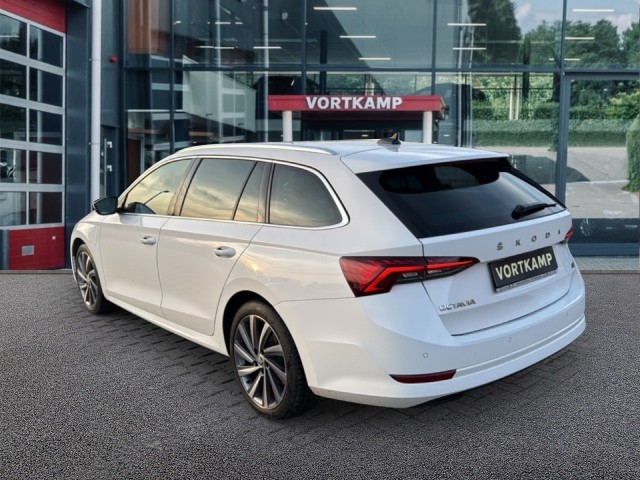 SKODA OCTAVIA 1.4 TSI STYLE IV ACC/PDC/STOELVERW/NAVI/MEM, Vortkamp Enschede, Enschede
