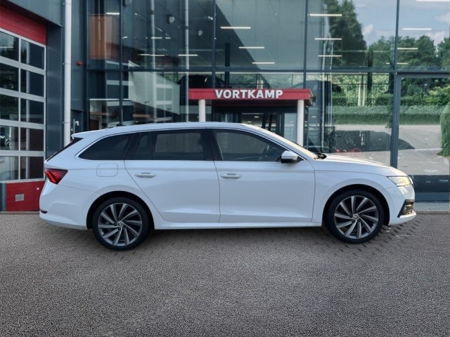 SKODA OCTAVIA 1.4 TSI STYLE IV ACC/PDC/STOELVERW/NAVI/MEM, Vortkamp Enschede, Enschede
