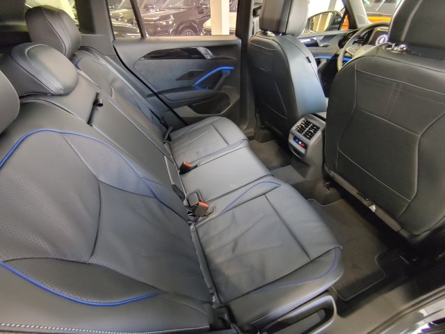 VOLKSWAGEN TIGUAN 1.5eTSI R-LINE LEDER/PANO-DAK/TREKHAAK/HUD/ACC/CAMERA, Vortkamp Enschede, Enschede