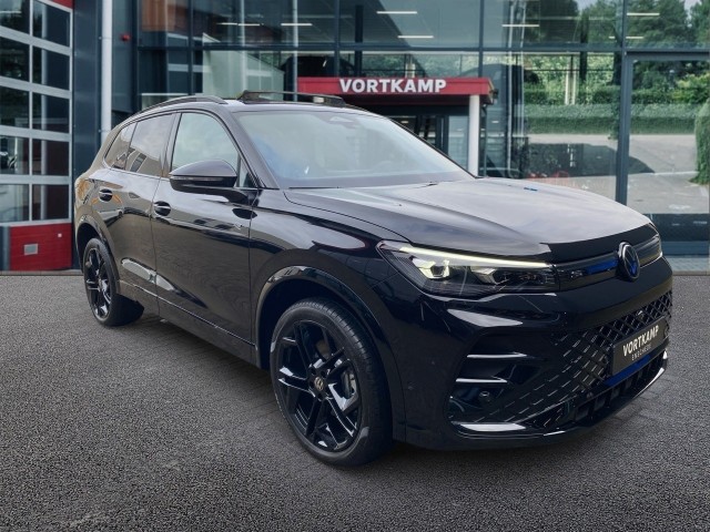 VOLKSWAGEN TIGUAN 1.5 ETSI 110 KW R-LINE , Vortkamp Enschede, Enschede