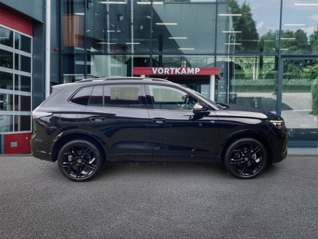 VOLKSWAGEN TIGUAN 1.5 ETSI 110 KW R-LINE , Vortkamp Enschede, Enschede