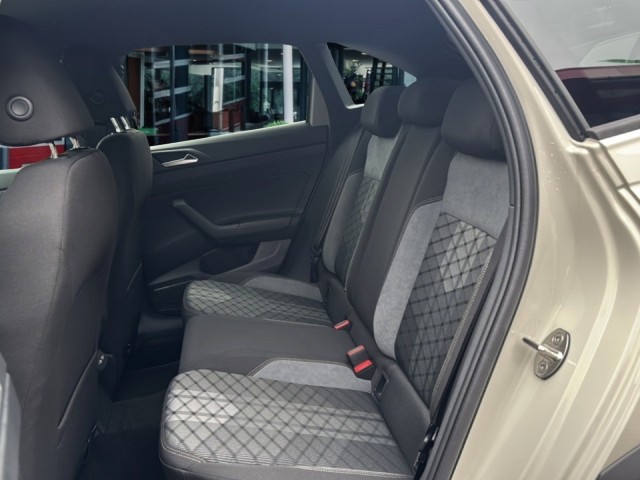 VOLKSWAGEN TAIGO 1.5 TSI DSG R-LINE AFN.TREKHAAK/ACC/CAMERA/IQ-LIGHTS, Vortkamp Enschede, Enschede