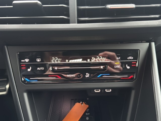 VOLKSWAGEN TAIGO 1.5 TSI DSG R-LINE AFN.TREKHAAK/ACC/CAMERA/IQ-LIGHTS, Vortkamp Enschede, Enschede