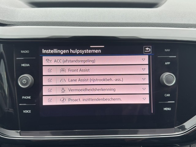 VOLKSWAGEN T-CROSS 1.5 TSI DSG R-LINE TREKHAAK/CAMERA/ACC/NAVI/STOELVERW, Vortkamp Enschede, Enschede