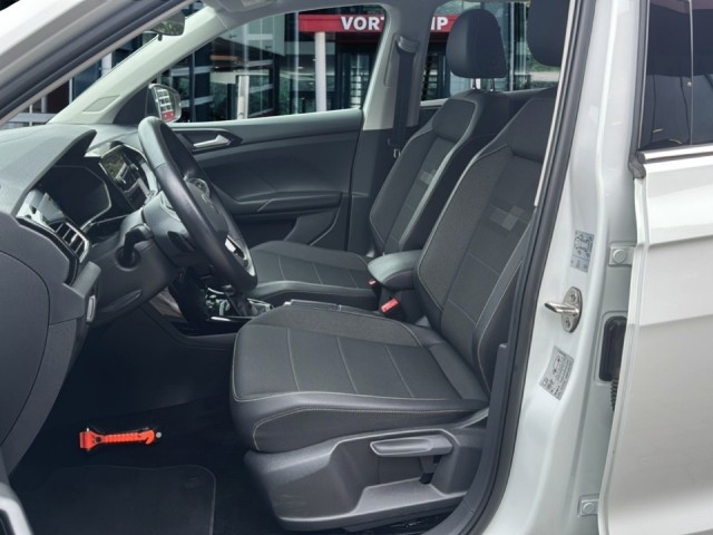 VOLKSWAGEN T-CROSS 1.5 TSI DSG R-LINE TREKHAAK/CAMERA/ACC/NAVI/STOELVERW, Vortkamp Enschede, Enschede