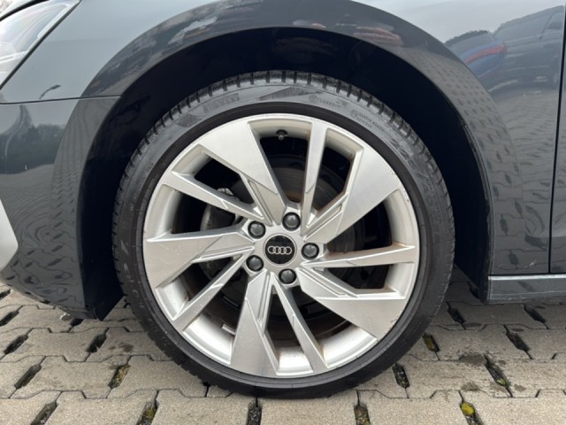 AUDI A3 30 TFSI ADVANCED ACC/STOELVERW/NAVI/E-KLEP/PDC, Vortkamp Enschede, Enschede
