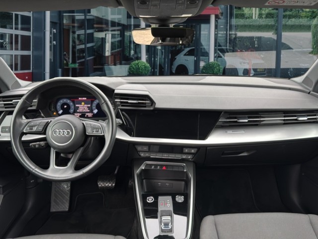 AUDI A3 30 TFSI ADVANCED ACC/STOELVERW/NAVI/E-KLEP/PDC, Vortkamp Enschede, Enschede