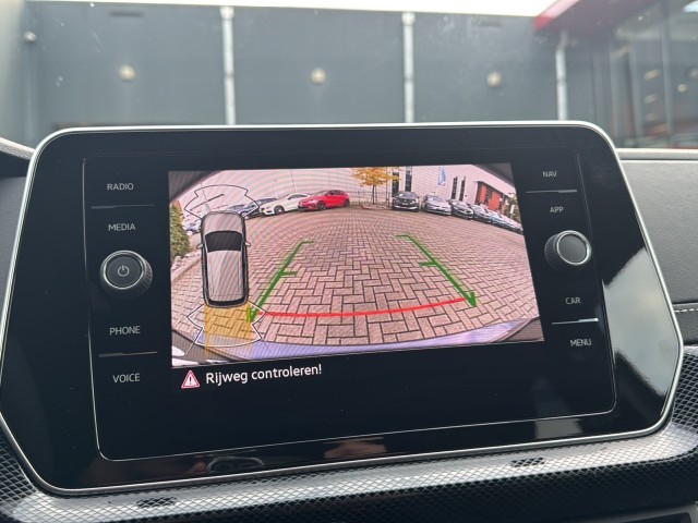 VOLKSWAGEN T-CROSS 1.5 TSI DSG R-LINE AFN.TREKHAAK/IQ-LIGHTS/CAMERA/ACC/KEY-LESS, Vortkamp Enschede, Enschede