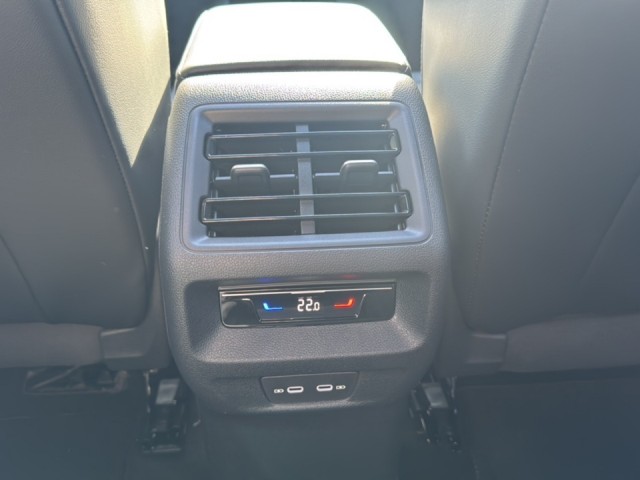 VOLKSWAGEN TIGUAN 1.5 eTSI R-LINE TREKHAAK/PANO-DAK/CAMERA/ACC/ELEK-KLEP/HUD, Vortkamp Enschede, Enschede