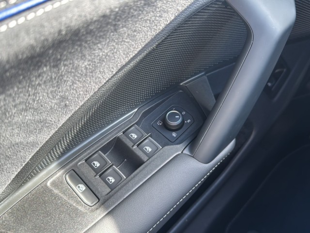 VOLKSWAGEN TIGUAN 1.5 eTSI R-LINE TREKHAAK/PANO-DAK/CAMERA/ACC/ELEK-KLEP/HUD, Vortkamp Enschede, Enschede