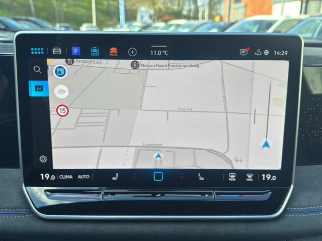 VOLKSWAGEN TIGUAN 1.5 eTSI R-LINE TREKHAAK/PANO-DAK/CAMERA/ACC/ELEK-KLEP/HUD, Vortkamp Enschede, Enschede