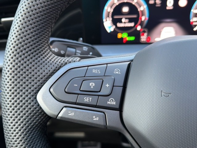 VOLKSWAGEN TAYRON 1.5 eTSI R-LINE 7PERS/TREKHAAK/PANO-DAK/ELEK-KLEP/ACC/HUD, Vortkamp Enschede, Enschede