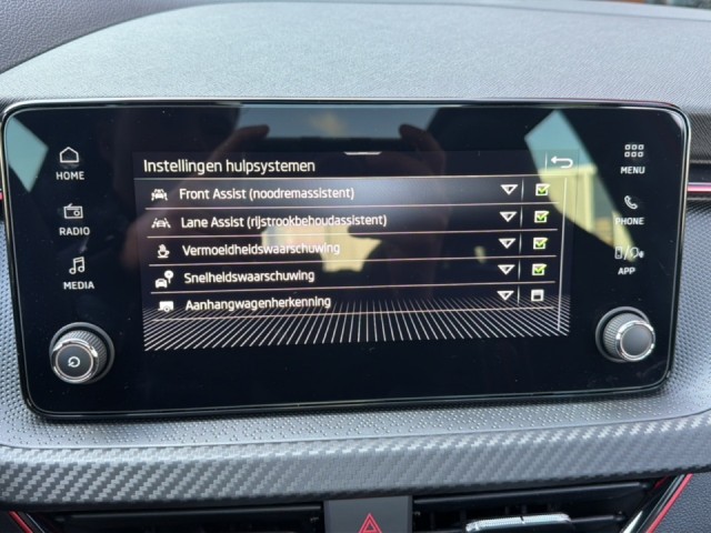 SKODA KAMIQ 1.0 TSI MONTE CARLO TREKHAAK/GLASDAK/CAMERA/CRUISE/STOEL+STUURVERW, Vortkamp Enschede, Enschede