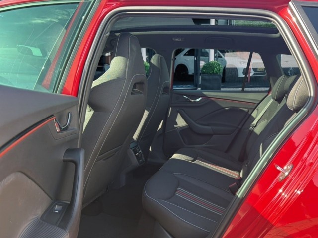 SKODA KAMIQ 1.0 TSI MONTE CARLO TREKHAAK/GLASDAK/CAMERA/CRUISE/STOEL+STUURVERW, Vortkamp Enschede, Enschede