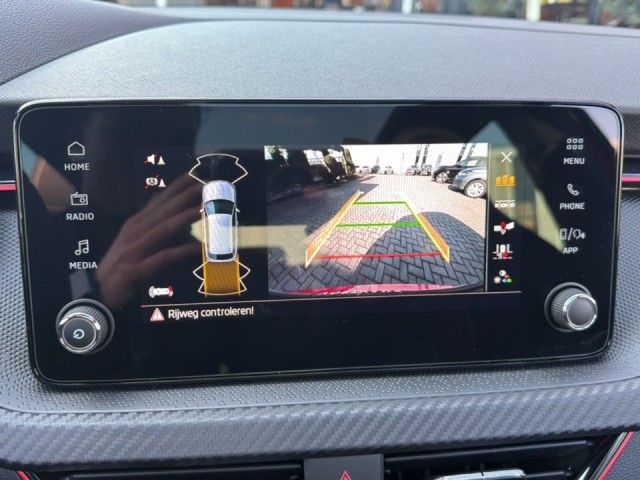 SKODA KAMIQ 1.0 TSI MONTE CARLO TREKHAAK/GLASDAK/CAMERA/CRUISE/STOEL+STUURVERW, Vortkamp Enschede, Enschede