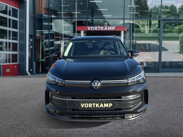 VOLKSWAGEN TIGUAN 2.0 TDI LIFE TREKHAAK/CAMERA/ELEK-KLEP/ACC/STOEL+STUURVERW, Vortkamp Enschede, Enschede