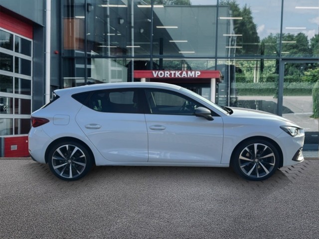 SEAT LEON 2.0 TDI FR CAMERA/BEATS/ACC/STOEL+STUURVERW, Vortkamp Enschede, Enschede