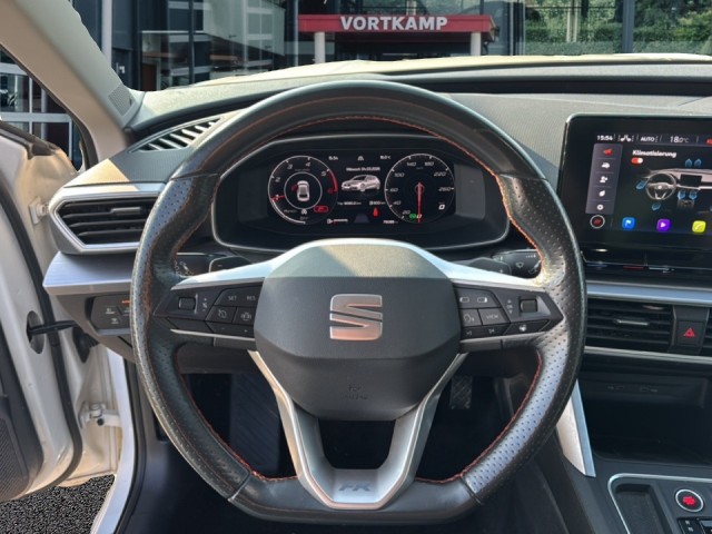 SEAT LEON 2.0 TDI FR CAMERA/BEATS/ACC/STOEL+STUURVERW, Vortkamp Enschede, Enschede
