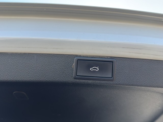 SKODA OCTAVIA 2.0 TDI STYLE TREKHAAK/PANO-DAK/ELEK-KLEP/CANTON/PDC/MEM/ACC, Vortkamp Enschede, Enschede