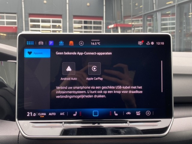 VOLKSWAGEN GOLF 1.5 eTSI R-LINE PANO-DAK/CAMERA/ACC/STOEL+STUURVERW, Vortkamp Enschede, Enschede