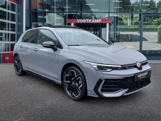 VOLKSWAGEN GOLF 1.5 eTSI R-LINE PANO-DAK/CAMERA/ACC/STOEL+STUURVERW, Vortkamp Enschede, Enschede