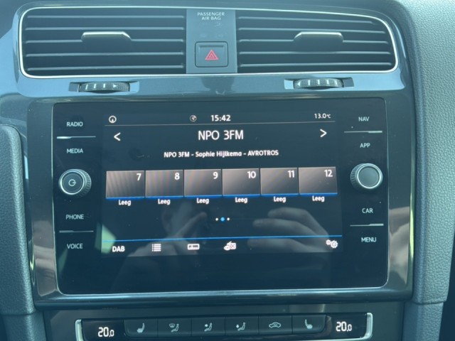 VOLKSWAGEN GOLF 1.5 TSI COMFORTLINE CAMERA/ACC/STOELVERW/NAVI/CARPLAY, Vortkamp Enschede, Enschede