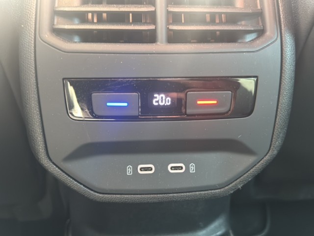 CUPRA LEON 1.4 TSI E-HYBRID VZ CAMERA/ACC/STOEL+STUURVERW/NAVI/CARPLAY, Vortkamp Enschede, Enschede