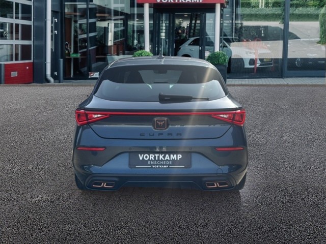 CUPRA LEON 1.4 TSI E-HYBRID VZ CAMERA/ACC/STOEL+STUURVERW/NAVI/CARPLAY, Vortkamp Enschede, Enschede