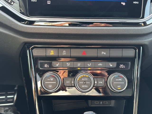 VOLKSWAGEN T-ROC 2.0 TSI R 4MOTION TREKHAAK/CAMERA/PANO-DAK/ELEK-KLEP/BEATS/ACC/STOELVERW, Vortkamp Enschede, Enschede