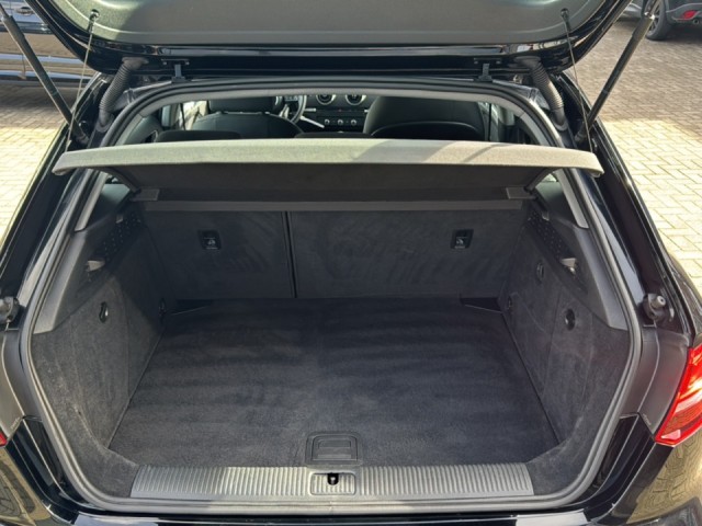 AUDI A3 30 TFSI S-TRONIC NAVI/CRUISE/PDC BTW AUTO, Vortkamp Enschede, Enschede