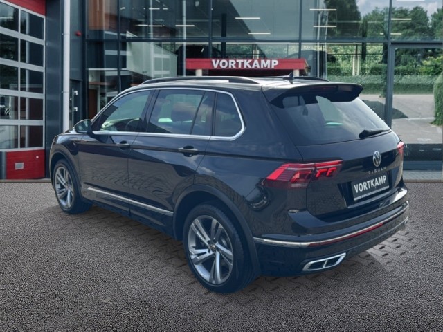 VOLKSWAGEN TIGUAN 1.4 TSI  EHYBRID R-LINE B PANO-DAK/TREKHAAK/IQ-LIGHTS/ACC/CAMERA, Vortkamp Enschede, Enschede