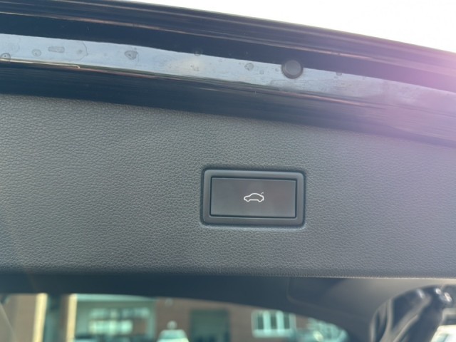 VOLKSWAGEN TIGUAN 1.4 TSI  EHYBRID R-LINE B PANO-DAK/TREKHAAK/IQ-LIGHTS/ACC/CAMERA, Vortkamp Enschede, Enschede